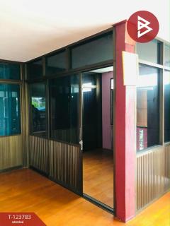 ขายบ้านเดี่ยวพร้อมสิ่งปลูกสร้าง เนื้อที่ 2 งาน 1 ตร.วา พานทอง ชลบุรี-202510090954281759978468218.jpg