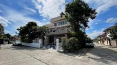 ขายบ้านเดี่ยว 3 ชั้น หัวมุม หมู่บ้านสวนทิปโก้ พร้อมที่ดิน 2 แปลง เขตบางซื่อ จังหวัดกรุงเทพมหานคร