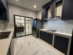 บ้านเดี่ยวสุดหรูให้เช่า โครงการเศรษฐสิริ บางนา-สุวรรณภูมิ ไลน์ไอดี ✅ @ibx7531n-202510091934131760013253265.jpg