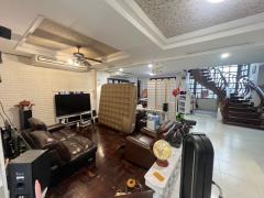 ให้เช่า ที่ดิน แปลงใหญ่ ขนาด 1 ไร่ มีบ้าน 2 หลัง พร้อมสระว่ายน้ำและสนามหญ้า ซอย ลาดพร้าว 41 ใกล้ MRT ภาวนา-202510092226581760023618335.jpg