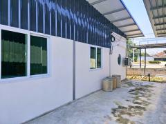 เป็นส่วนตัว ปตท.ศาลายา 2.0 กม. ให้เช่าบ้านพัก+โกดังเก็บของ 1 ชั้น ม.ราชภัฏสวนสุนันทา 3.6 กม ทำเลดี เดินทางสะดวก ถ.นฐ.3004 