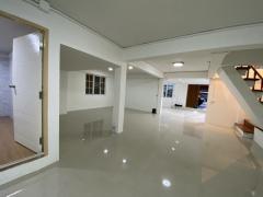 P1280 ให้เช่าบ้านเดี่ยว 2 ชั้น ติดถนนใหญ่ลาซาล สุขุมวิท 105 ใกล้ BTS แบริ่ง เหมาะทำธุรกิจ P1280-ให้เช่าบ้านเดี่ยว-2-ชั้น-ติดถนนใหญ