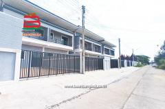 บ้านแฝด หมู่บ้าน กฤษดาเพลส เนื้อที่ 33 ตรว. ถนนกาญจนาภิเษก ต.คลองห้า อ.คลองหลวง จ.ปทุมธานี-202510101008231760065703155.jpg