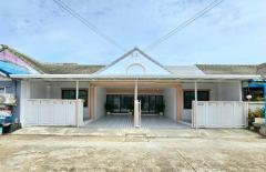  หมู่บ้านร่มเงาไม้ ซอย 10 (มีให้เลือก 2 หลังติดกัน)-202510101139211760071161166.jpg