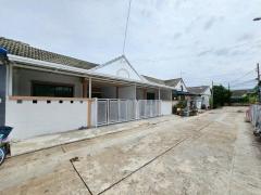  หมู่บ้านร่มเงาไม้ ซอย 10 (มีให้เลือก 2 หลังติดกัน)-202510101140281760071228089.jpg