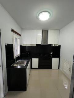 NTG191 ให้เช่าหมู่บ้าน เสนาวิลล์ คู้บ้อน ซอย 27 บ้านสวยพร้อมอยู่ ไม่รับสัตว์เลี้ยง หลังมุม-202510101225041760073904252.jpg