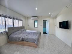 ขายขาดทุน!! อาคารพาณิชย์หมู่บ้านเลิศอุบล พระยาสุเรนทร์ 44 (ติดถนนเมน) 4ชั้น (N.1430)-202510101230351760074235117.jpg