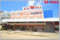 อาคารสำนักงาน5คูหาพร้อมโกดัง 157 ตารางวา ถ.บางกรวย ไทรน้อย หน้าหมู่บ้านบัวทองแลนด์ ตกแต่งต่อเติมพร้อมใช้งาน 3ชั้น มีชั้นลอย ดาดฟ้า 1,443 ตารางเมตร ใกล้แม็คโครบางบัวทอง