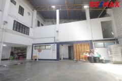 อาคารสำนักงาน5คูหาพร้อมโกดัง 157 ตารางวา ถ.บางกรวย ไทรน้อย หน้าหมู่บ้านบัวทองแลนด์ ตกแต่งต่อเติมพร้อมใช้งาน 3ชั้น มีชั้นลอย ดาดฟ้า 1,443 ตารางเมตร ใกล้แม็คโครบางบัวทอง-202510101437201760081840554.jpg