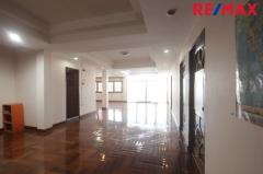 อาคารสำนักงาน5คูหาพร้อมโกดัง 157 ตารางวา ถ.บางกรวย ไทรน้อย หน้าหมู่บ้านบัวทองแลนด์ ตกแต่งต่อเติมพร้อมใช้งาน 3ชั้น มีชั้นลอย ดาดฟ้า 1,443 ตารางเมตร ใกล้แม็คโครบางบัวทอง-202510101437211760081841950.jpg