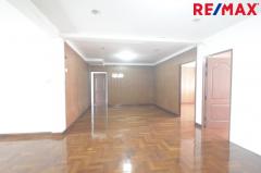 อาคารสำนักงาน5คูหาพร้อมโกดัง 157 ตารางวา ถ.บางกรวย ไทรน้อย หน้าหมู่บ้านบัวทองแลนด์ ตกแต่งต่อเติมพร้อมใช้งาน 3ชั้น มีชั้นลอย ดาดฟ้า 1,443 ตารางเมตร ใกล้แม็คโครบางบัวทอง-202510101437231760081843814.jpg