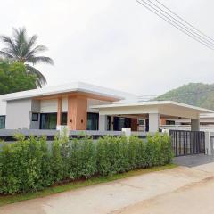 ขายบ้านเดี่ยวชั้นเดียว สไตล์โมเดิร์น โครงการออร่าเฮ้าส์ 32 (Aurahouse 32)-202510101603411760087021680.jpg