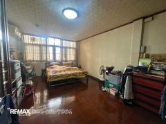 ขายตึกแถว 3 ชั้น ซอยท่าดินแดง 1 | ใกล้ถนนใหญ่-ตลาดท่าดินแดง | เหมาะอยู่อาศัยหรือทำธุรกิจขนาดเล็ก ราคาเพียง 6 ล้าน-202510101604031760087043530.jpg