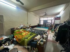 ขายตึกแถว 3 ชั้น ซอยท่าดินแดง 1 | ใกล้ถนนใหญ่-ตลาดท่าดินแดง | เหมาะอยู่อาศัยหรือทำธุรกิจขนาดเล็ก ราคาเพียง 6 ล้าน-202510101604041760087044485.jpg