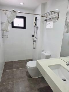 NTG201ให้เช่า บ้านเดี่ยว บ้านลุมพินี สวนหลวง ร.9  เฟอร์นิเจอร์ พร้อมเข้าอยู่ ติดสวนหลวง ร.9 และบึงรับน้ำหนองบอน-202510101757241760093844147.jpg