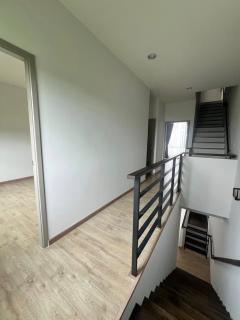 NTG202 ให้เช่า ทาวน์โฮม พรีเมี่ยม เพลส โยธิน-รามอินทรา  หลังมุม บ้านเปล่ามีผ้าม่าน มีแอร์ สามารถทำออฟฟิศจดทะเบียนได้-202510101830001760095800143.jpg