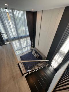 ให้เช่าบ้านเดี่ยว 3 ชั้น มีลิฟต์ พร้อมเฟอร์นิเจอร์และสระว่ายน้ำส่วนตัว พร้อมเข้าอยู่-202510102312361760112756457.jpg