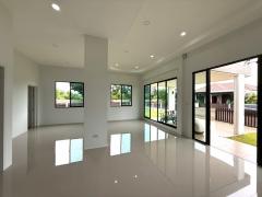 ขาย บ้านเดี่ยว HS027 ทำเลดี ใกล้เซ็นทรัลระยอง เพียง 3 Km. บ้านใหม่ . 165 ตรม 174 ตรว สนามหญ้ากว้าง เหมาะจัดสวน ต่อเติมได้-202510111017151760152635780.jpg