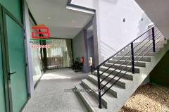 ทาวน์โฮม หมู่บ้านอัลติจูดคราฟ บางนา (Altitude Kraf Bangna) เนื้อที่ 20 ตร.ว ซอยวัดคลองปลัดเปรียง ตำบลบางแก้ว อำเภอบางพลี สมุทรปราการ-202510111058561760155136912.jpg