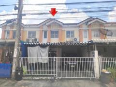 ทาวน์เฮ้าส์ หมู่บ้าน พฤกษา 51 ถนนฉลองกรุง ลาดกระบัง