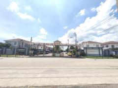 ทาวน์เฮ้าส์ หมู่บ้าน พฤกษา 51 ถนนฉลองกรุง ลาดกระบัง-202510111306541760162814215.jpg