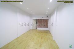 ขายอาคารพาณิชย์ 5 ชั้น รีโนเวทใหม่หมดทั้งหลัง ทำเลทองย่านสำเพ็ง ซอยวานิช 1 ใกล้วัดจักรวรรดิ์ เขตสัมพันธวงศ์ กรุงเทพฯ-202510121106541760242014591.jpg