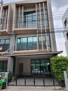 P1287 ให้เช่าทาวน์โฮม โครงการ Wayra Biznet เวร่า บิสเน็ท ร่มเกล้า สุวรรณภูมิ ถ.ร่มเกล้า ติดถนนร่มเกล้า ใกล้สนามบินสุวรรณภูมิ  P1287-ให้เช่าทาวน์โฮม-โครงการ-Wayra-Biznet-เวร่