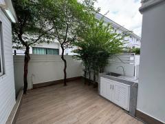 ให้เช่าทาวน์โฮม 3 ชั้น  The Terrace รามอินทรา 65​บ้านสวยสภาพดี มีเฟอร์นิเจอร์ เหมาะสำหรับพักอาศัย หรือ ทำเป็นออฟฟิศจดทะเบียนได้ -NTG233-202510122207301760281650806.jpg