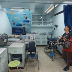 ขายตึกคลินิคหมอสุรชาติ ซื้อรีโนเวทเปิดคลินิคต่อได้ พร้อมอุปกรณ์ !!!-202510141044281760413468290.jpg