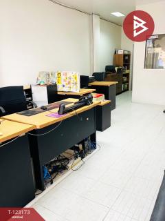 ขายอาคารพาณิชย์ 3 ชั้น 20 ตร.วา บางละมุง ชลบุรี-202510141432441760427164590.jpg