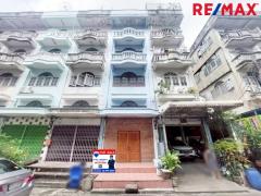 ขายอาคารพาณิชย์ 4 ชั้นครึ่ง ซอยเพชรเกษม 81