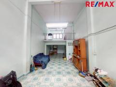 ขายอาคารพาณิชย์ 4 ชั้นครึ่ง ซอยเพชรเกษม 81-202510141548421760431722966.jpg