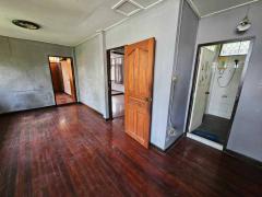 ขายและให้เช่า บ้านเดี่ยว ครึ่งไร่ ใกล้ห้างเซ็นทรัลลาดพร้าว ไม่มีเฟอร์ บ้านเปล่าๆ-202510141619481760433588156.jpg