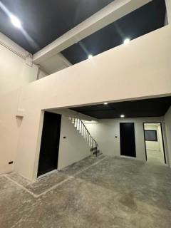 ให้เช่า อาคาร พาณิชย์ 4 ชั้นครึ่ง (ไม่รวมดาดฟ้า) ติดถนนสุขุมวิท คนพลุกพล่านทั้งวัน ติดรถไฟฟ้าBTSปุณณวิถี-202510141628521760434132396.jpg