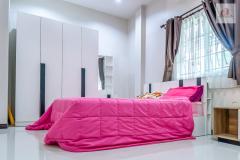 ขายบ้านเดี่ยว มีสระว่ายน้ำ ม.เย็นสิริ อ.เมืองร้อยเอ็ด หลังใหญ่ แถมเฟอร์นิเจอร์ทั้งหลัง พร้อมอยู่-202510141656201760435780149.jpg