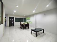 ขายทาวน์เฮ้าส์ 3 ชั้น ซอยจรัญสนิทวงศ์95/1 เนื้อที่ 36 ตร.ว ต่อเติมเต็มพื้นที่ ทำเลดี เหมาะพักอาศัย โฮมออฟฟิศ-202510141837421760441862632.jpg