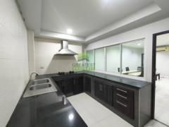 ขายทาวน์เฮ้าส์ 3 ชั้น ซอยจรัญสนิทวงศ์95/1 เนื้อที่ 36 ตร.ว ต่อเติมเต็มพื้นที่ ทำเลดี เหมาะพักอาศัย โฮมออฟฟิศ-202510141837451760441865217.jpg