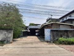 ขายที่ดิน 2 แปลง ซอยลาซาล 75 สุขุมวิท 105 ทำเลดี อยู่ในแหล่งชุมชน ใกล้รถไฟฟ้าสายสีเหลือง สีเขียว