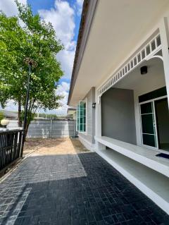 ขายบ้านเดี่ยว ชั้นเดียว หลังริม ม.พรภิรมย์ แกรนด์ มาบข่า อ.นิคมพัฒนา จ.ระยอง (HOUSE for SALE PORNBHIROM Mab Kha, Nikompattana, Rayong)-202510151609101760519350626.jpg