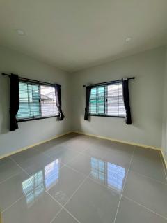 ขายบ้านเดี่ยว ชั้นเดียว หลังริม ม.พรภิรมย์ แกรนด์ มาบข่า อ.นิคมพัฒนา จ.ระยอง (HOUSE for SALE PORNBHIROM Mab Kha, Nikompattana, Rayong)-202510151609141760519354134.jpg