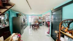 ขายบ้านครึ่งตึกครึ่งไม้2ชั้น ลำลูกกา ซ.จามร31ข ใกล้สนามกอล์ฟธูปเตมีย์ 56ตรว สงบ ร่มรื่น พร้อมอยู่-202510151623161760520196527.jpeg