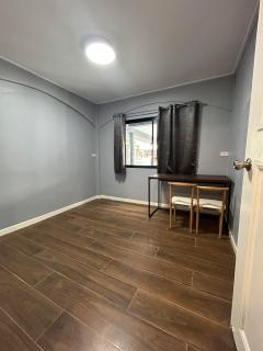 บ้านเช่าศรีนครินทร์ บ้านเช่าใกล้รถไฟฟ้า ตดแต่งใหม่ เฟอร์+เครื่องใช้ไฟฟ้าใหม่หมด เนื้อที่53ตรว. 3นอน 2น้ำ -202510151627221760520442155.jpg