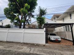 NTG192  ให้เช่า บ้านหรูพร้อมสระว่ายน้ำ ห้วยขวาง ทำเลดี พร้อมเข้าอยู่-202510161104301760587470271.jpg