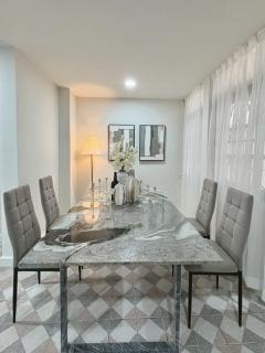 NTG192  ให้เช่า บ้านหรูพร้อมสระว่ายน้ำ ห้วยขวาง ทำเลดี พร้อมเข้าอยู่-202510161104311760587471943.jpg