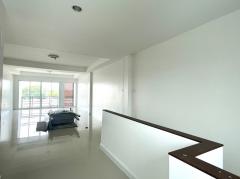 ขาย/ให้เช่า อาคารพาณิชย์ 3 ชั้น ถนนกาญจนาภิเษก (เลียบมอเตอร์เวย์) ใกล้สำนักงานเขตสะพานสูง#LB07 – 001115-202510161140201760589620964.jpg