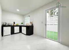 บ้านหลังมุม แต่งสวยพร้อมอยู่ หมู่บ้านคราประยูร ทวีวัฒนา - กาญจนาภิเษก 28 -202510161318101760595490803.jpg