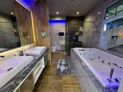 ราคานี้หาไม่ได้อีกแล้ว!! ขายโรงแรมทำเลทอง ใจกลางอำเภอเมืองอุดรธานี ใกล้เซ็นทรัล ยูดีทาวน์ รถไฟความเร็วสูง-202510161453091760601189391.jpg