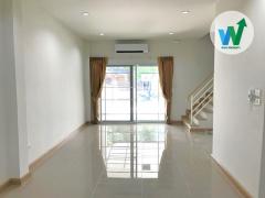 ให้เช่าทาวน์เฮ้าส์หลังมุม 32 ตร.ว.  ใหม่เอี่ยม  3  ห้องนอน 3 ห้องน้ำ 4 แอร์ ใกล้โรงเรียนนานาชาติแฮร์โรว์, ดอนเมือง-202510161740211760611221747.jpg