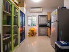 ให้เช่าทาวน์โฮม urban สาทร ใกล้ถนนราชพฤกษ์ เหมาะทำออฟฟิศ หรือ อยู่อาศัย ขนาด 26 ตรว มีเฟอร์นิเจอร์ตามรูป-202510161745561760611556880.jpg