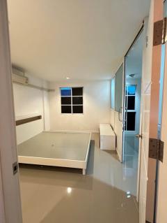 RM561 ให้เช่าทาวน์โฮม 3 ชั้น 5 สเตป พลัสซิตี้ปาร์คเอกมัย รามอินทรา พร้อมเข้าอยู่-202510161855511760615751366.jpg